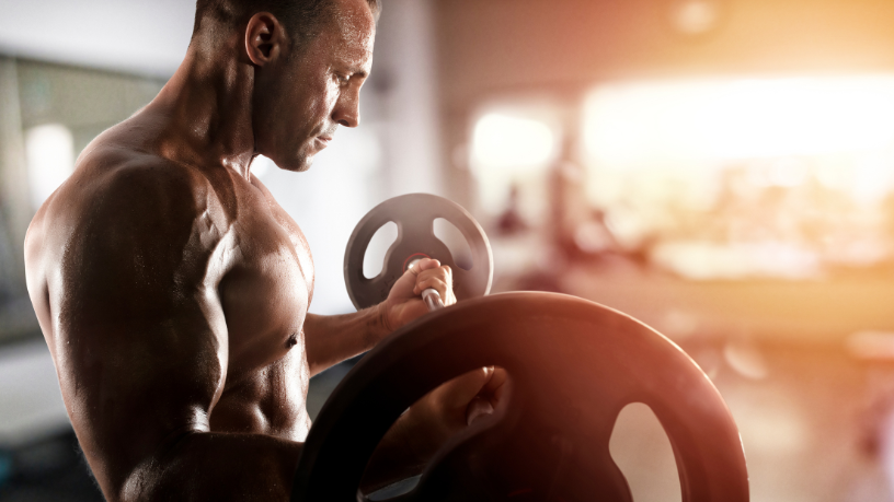 Estratégias de potência para atletas amadores que buscam mais força, salto e aceleração em esportes coletivos apresentadas por Gustavo Luíz Guilherme Pinto.