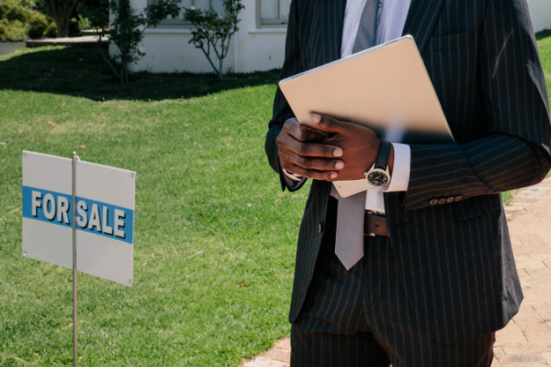 Alex Nabuco dos Santos destaca como a sustentabilidade influencia cada vez mais o comportamento do comprador.