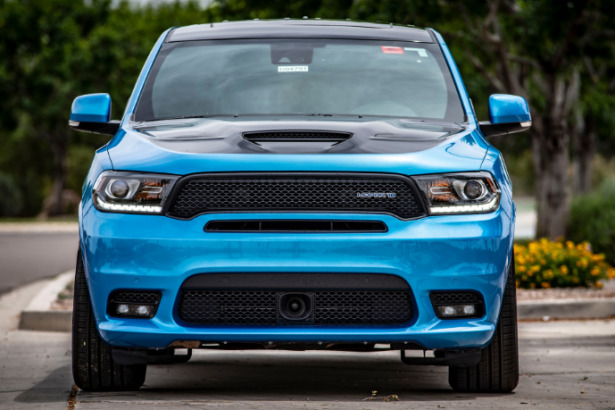 Descubra como os veículos elétricos estão revolucionando as competições de alta performance.